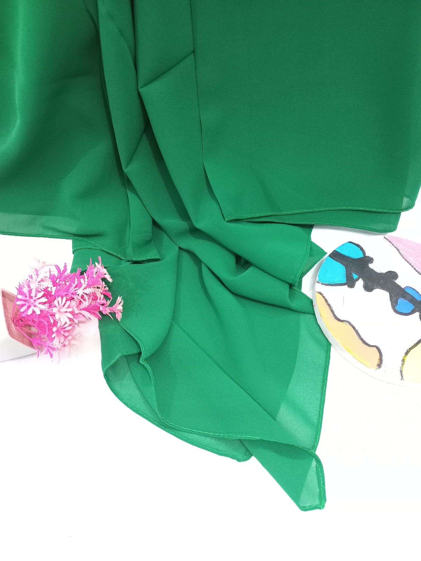 PREMIUM GEORGETTE HIJAB-PAKISTAN GREEN