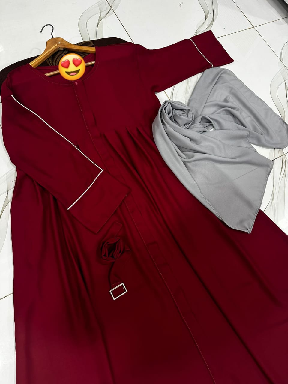 Zip Piping Abaya With Stoller