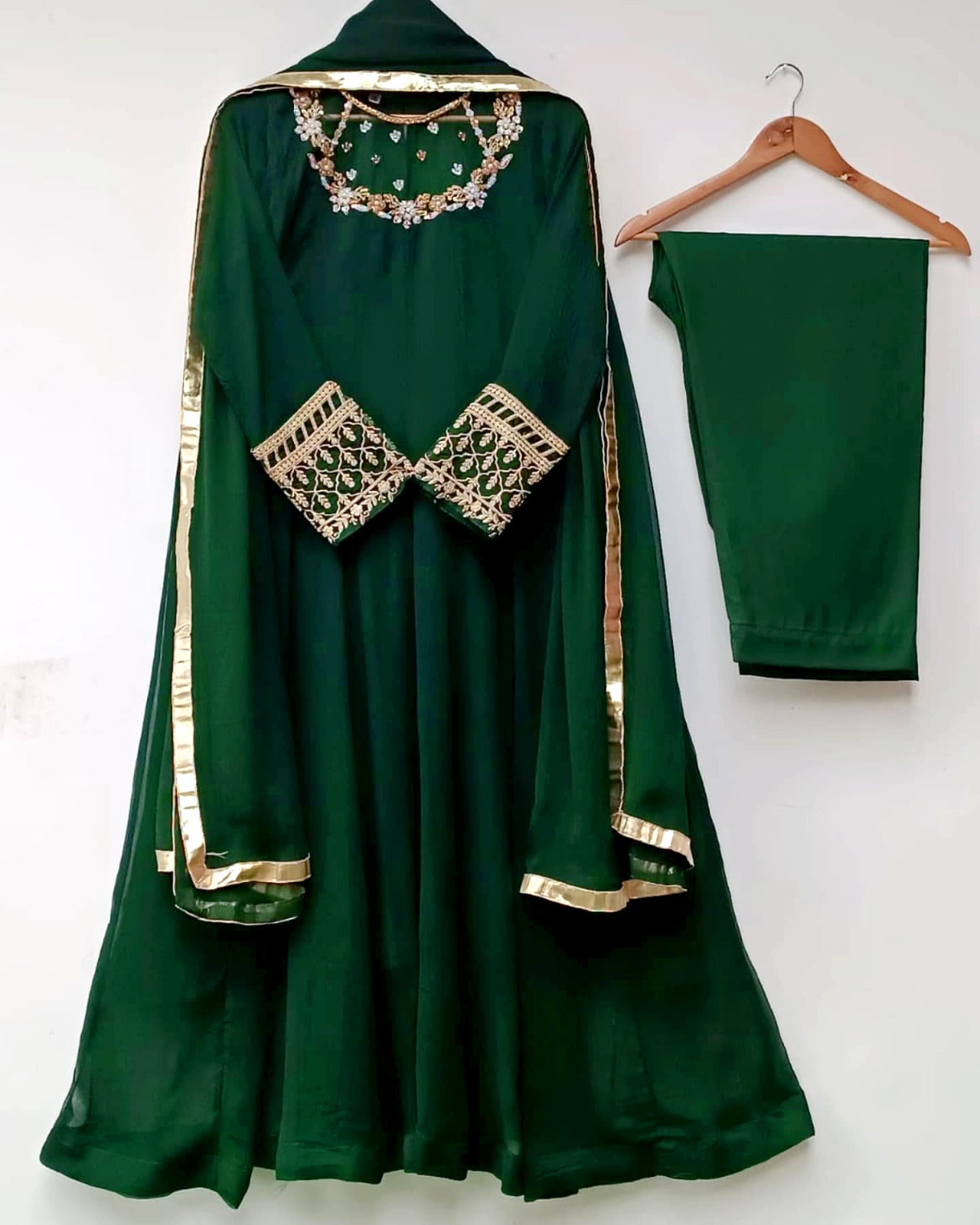 Maxi With Lace Work Duppatta And Trouser 3Pcs