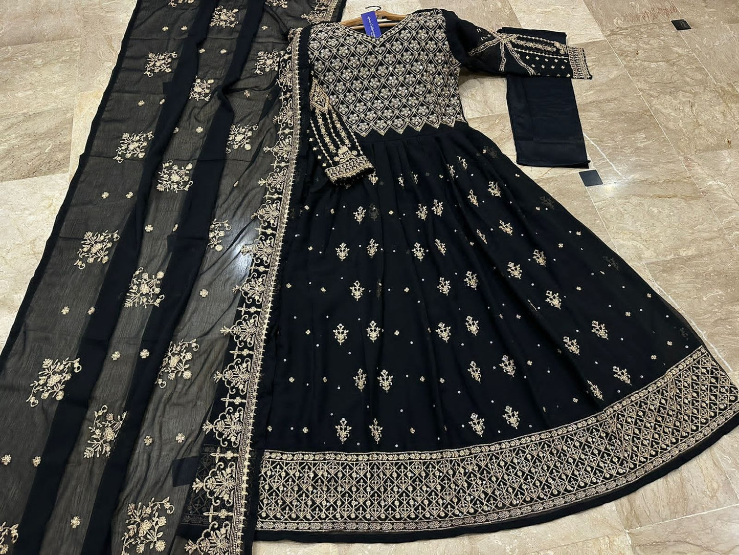 Heavy Embroidered Maxi,Dupatta And Trouser 3Pcs