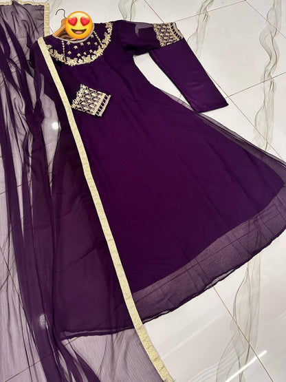 Maxi With Lace Work Duppatta And Trouser 3Pcs