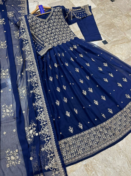 Heavy Embroidered Maxi,Dupatta And Trouser 3Pcs