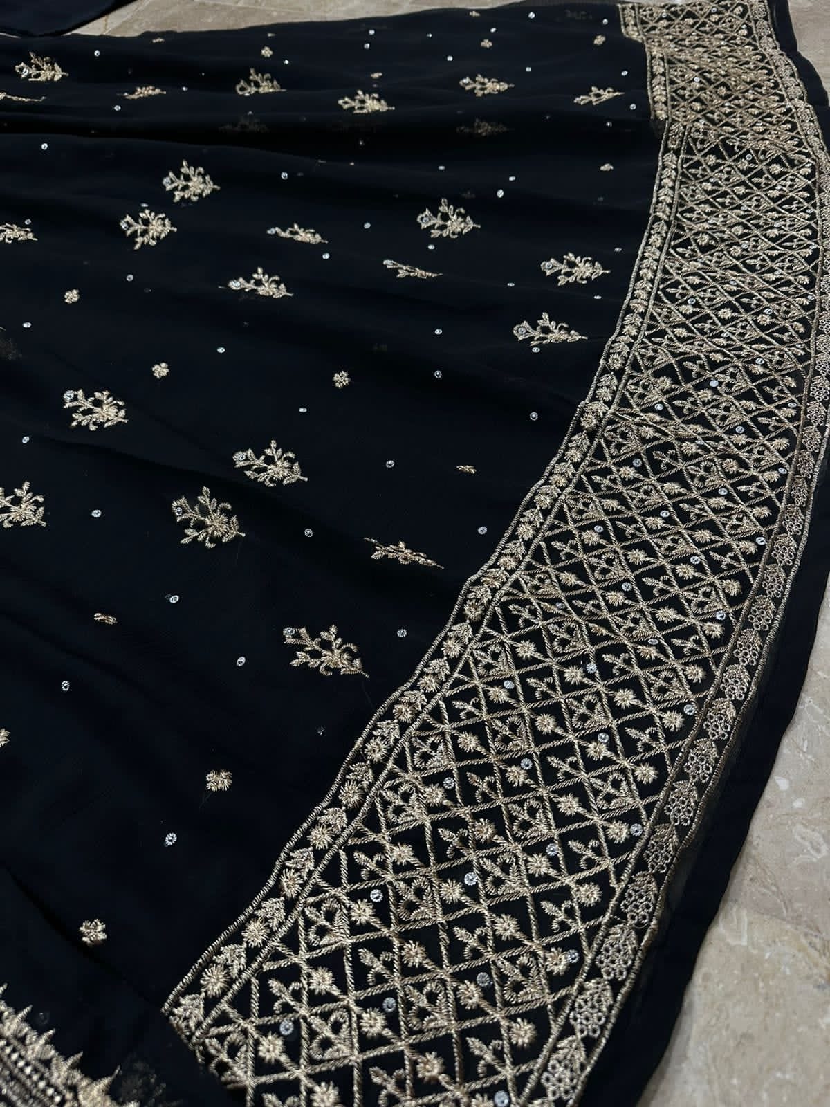 Heavy Embroidered Maxi,Dupatta And Trouser 3Pcs